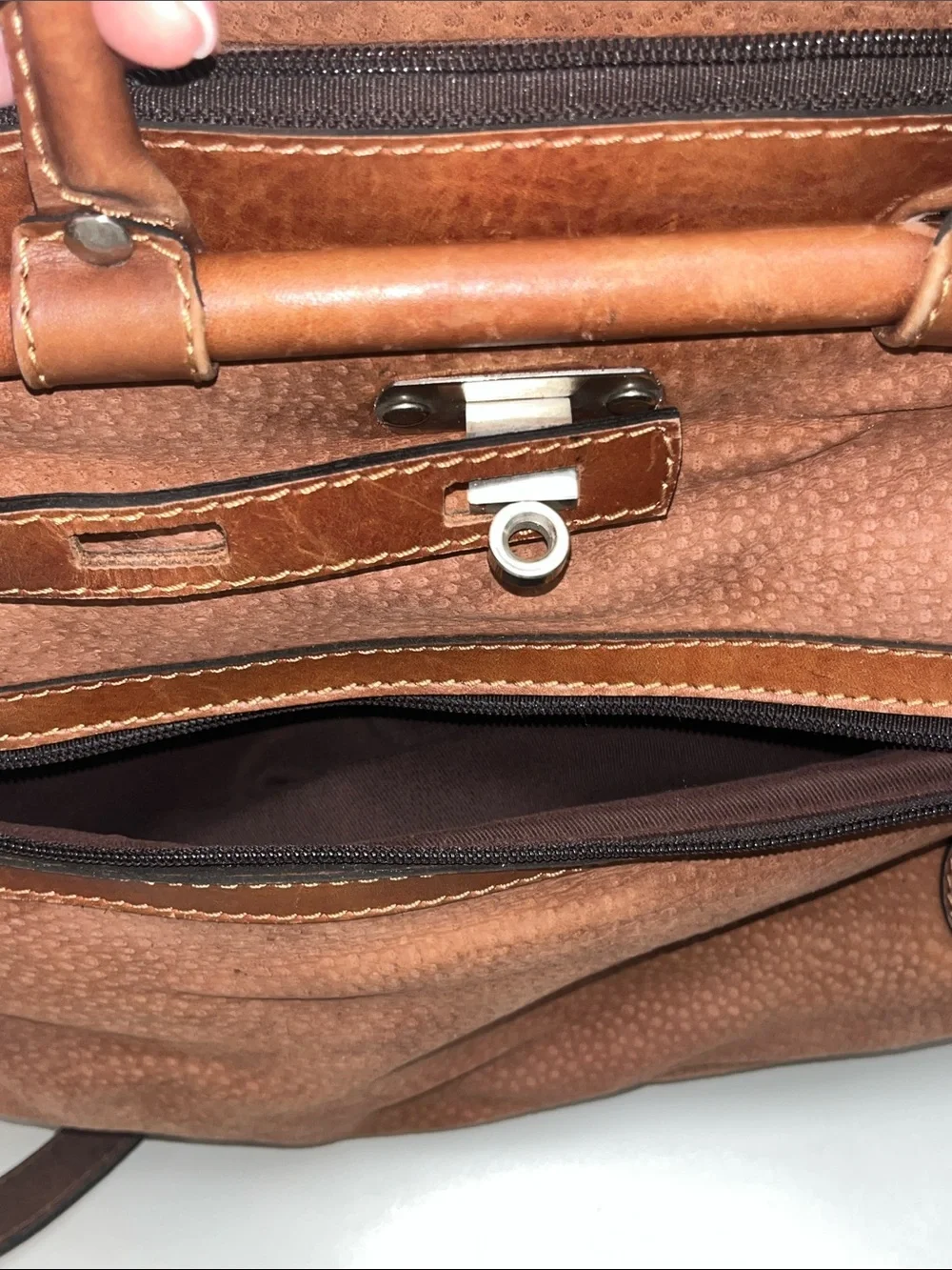 Men's Brown Leather Duffel Bag with Shoulder Strap